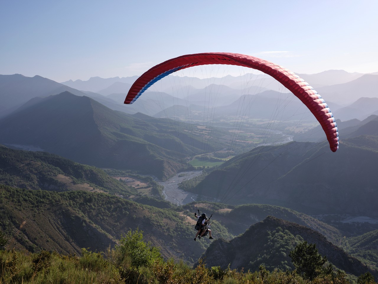 Dinovol parapente - Envol de l'Andran (© Fabrice Santangelo)