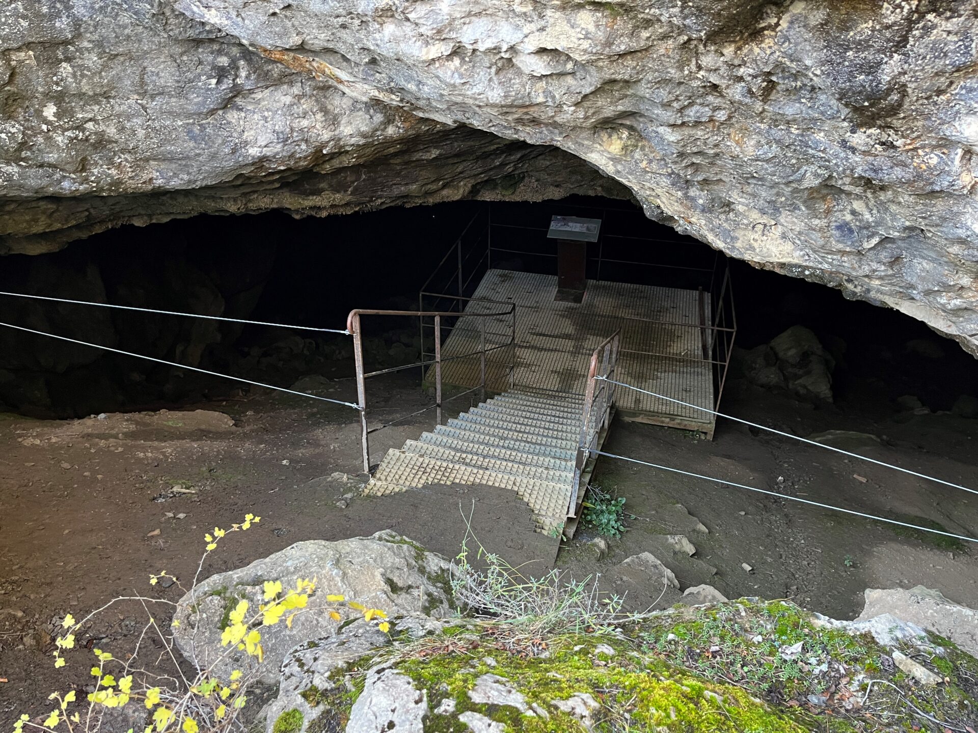 La grotte Saint Vincent_Le Castellard-Melan (© ©UGHP)