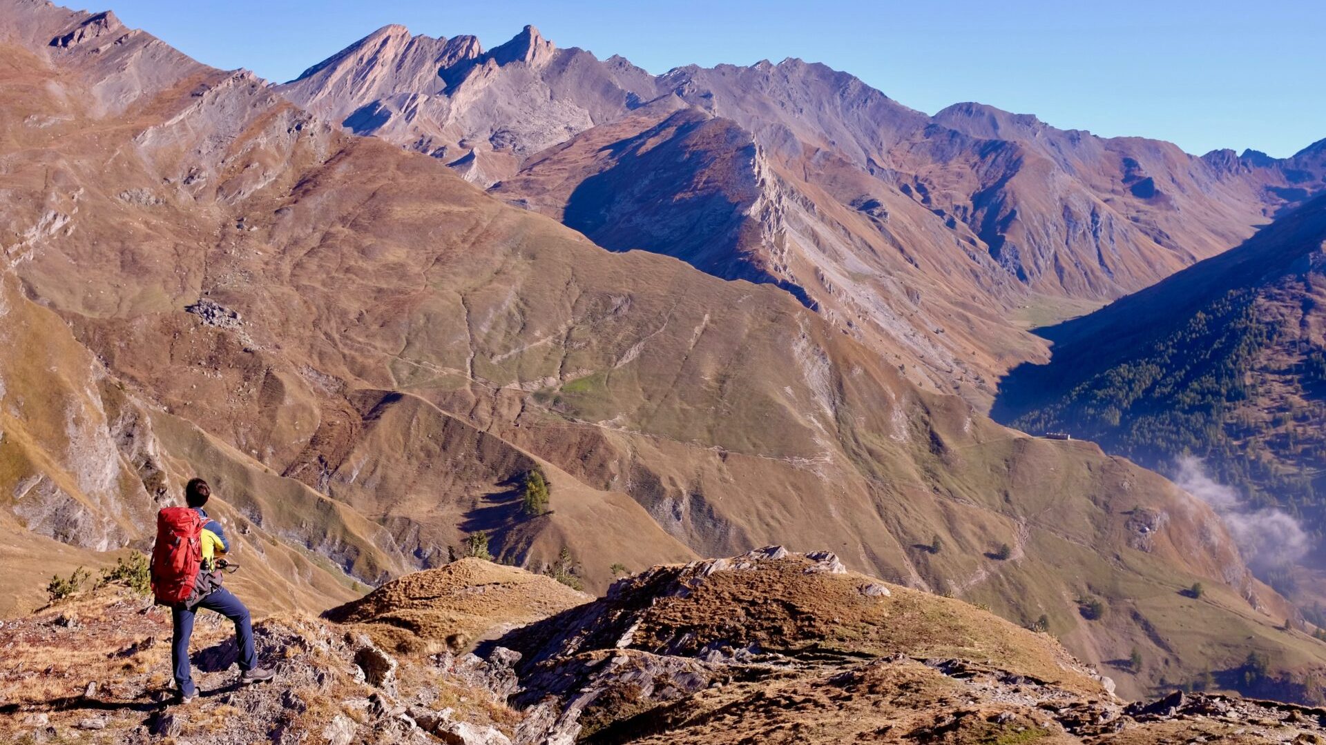 Trek en montagne (© © autres versants)