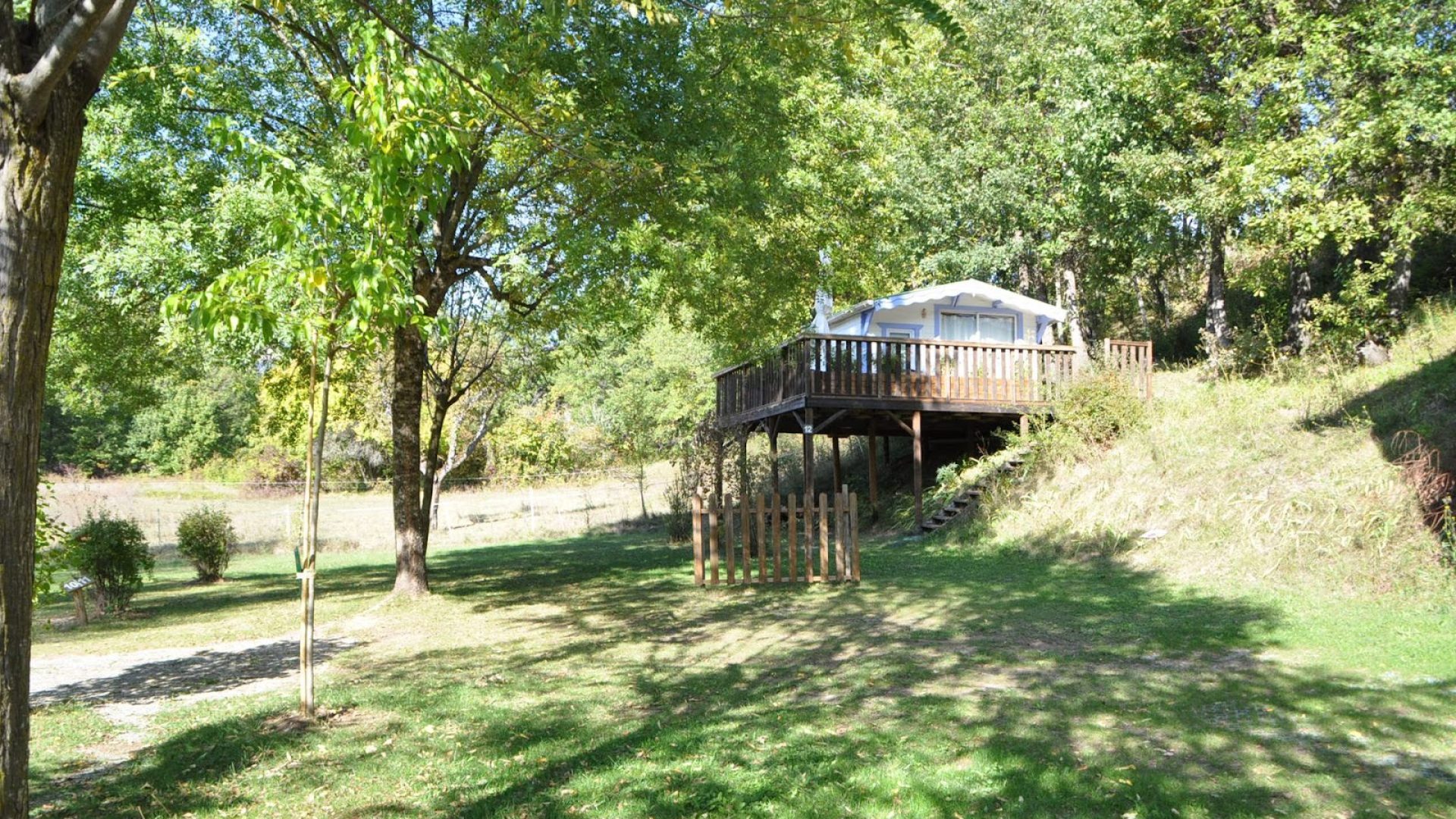 Camping du Moulin de Thoard - Camping du Moulin de Thoard (© F. & M. MARION)