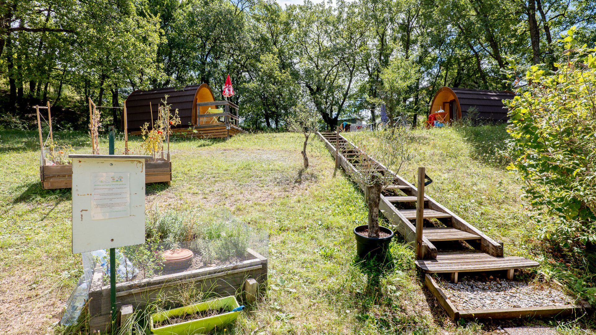 Camping du Moulin de Thoard (© F. & M. MARION)