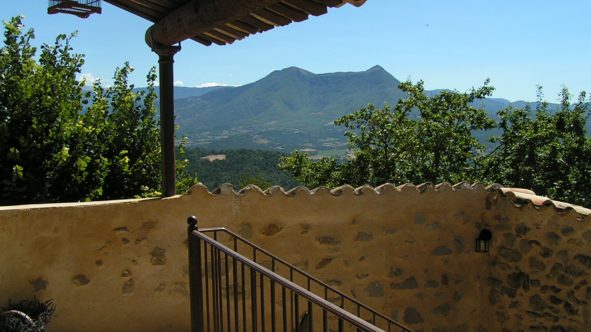 Gîte du Midi - vue depuis cour intérieure - Gîte du Midi - vue depuis cour intérieure (© Charles SPETH)