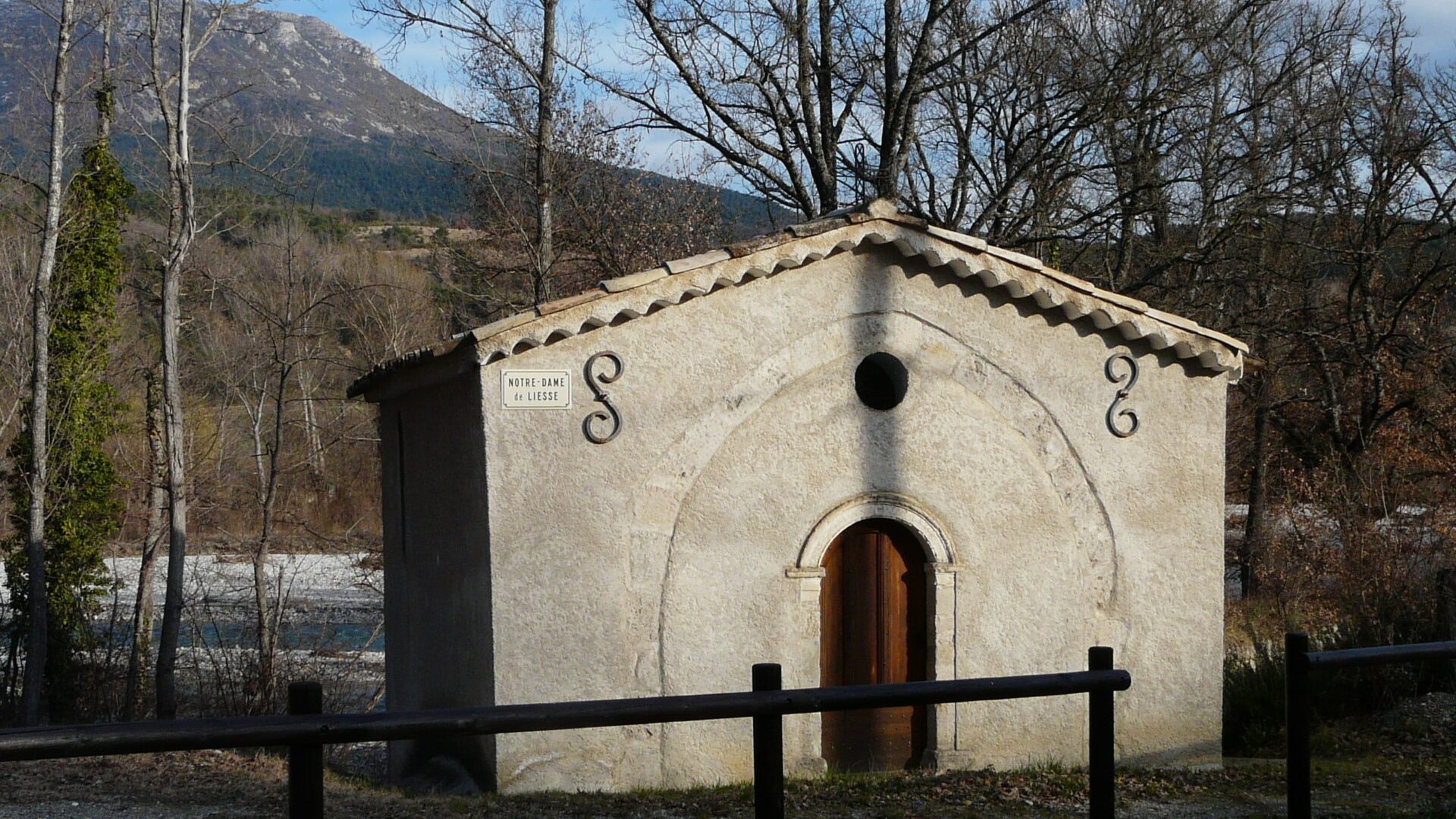 Notre-Dame de Liesse_Mézel (© ©UGPH)