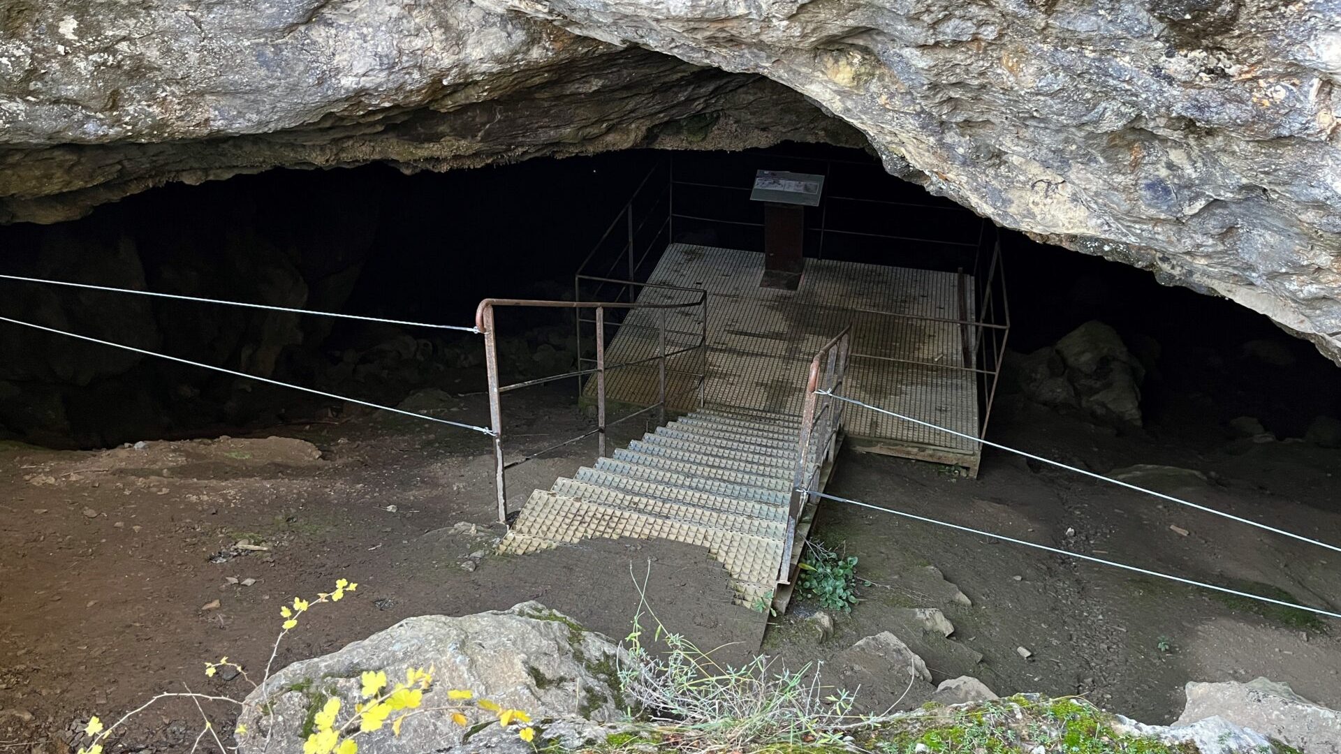 La grotte Saint Vincent_Le Castellard-Melan (© ©UGHP)