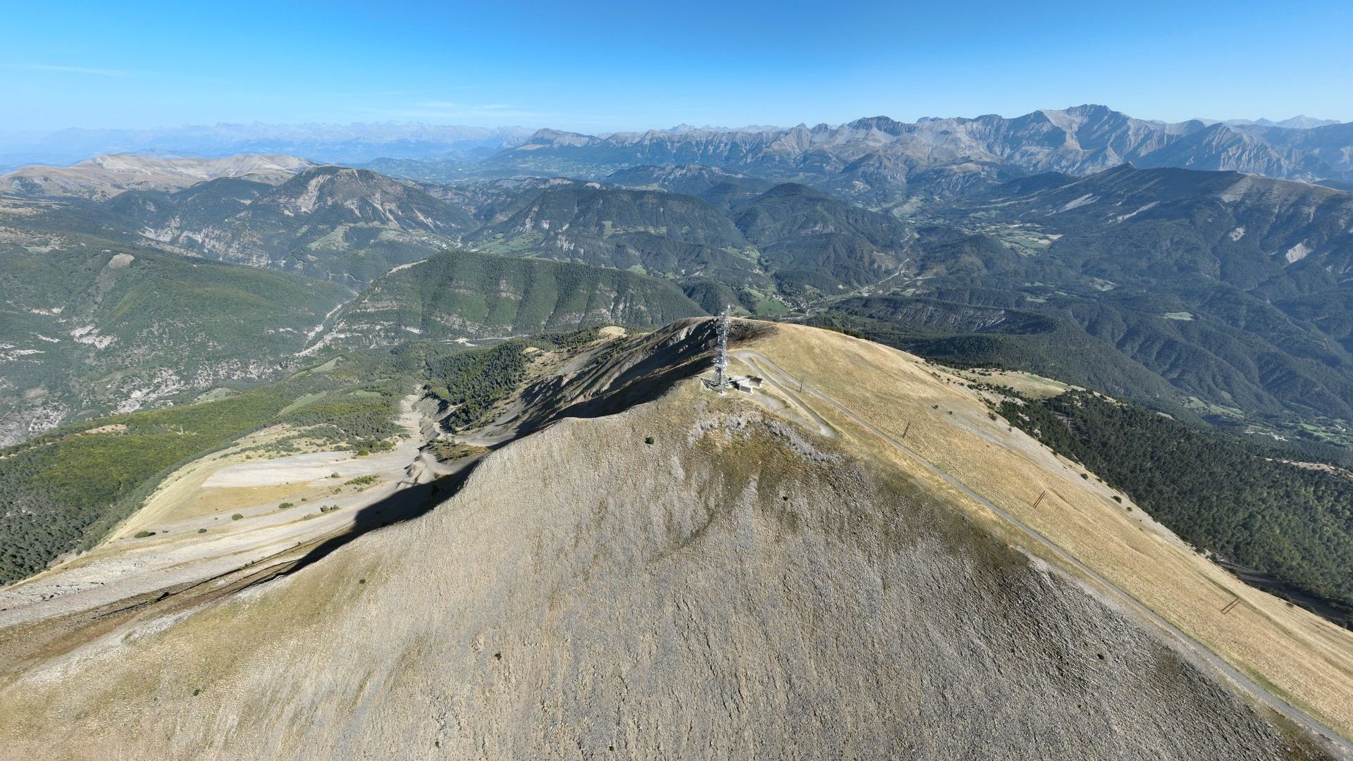 Panorama du Blayeul_La Javie (© ©Dronedescimes)