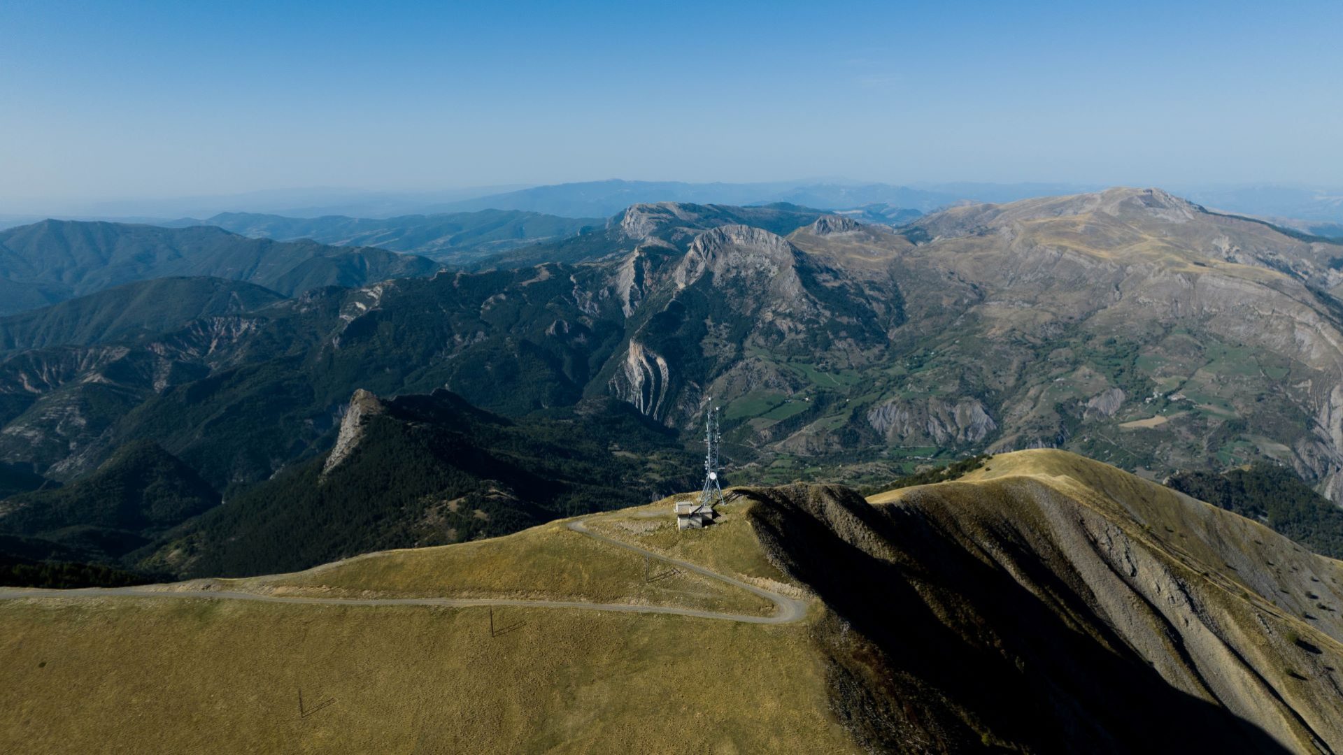 Panorama du Blayeul_La Javie (© ©Dronedescimes)