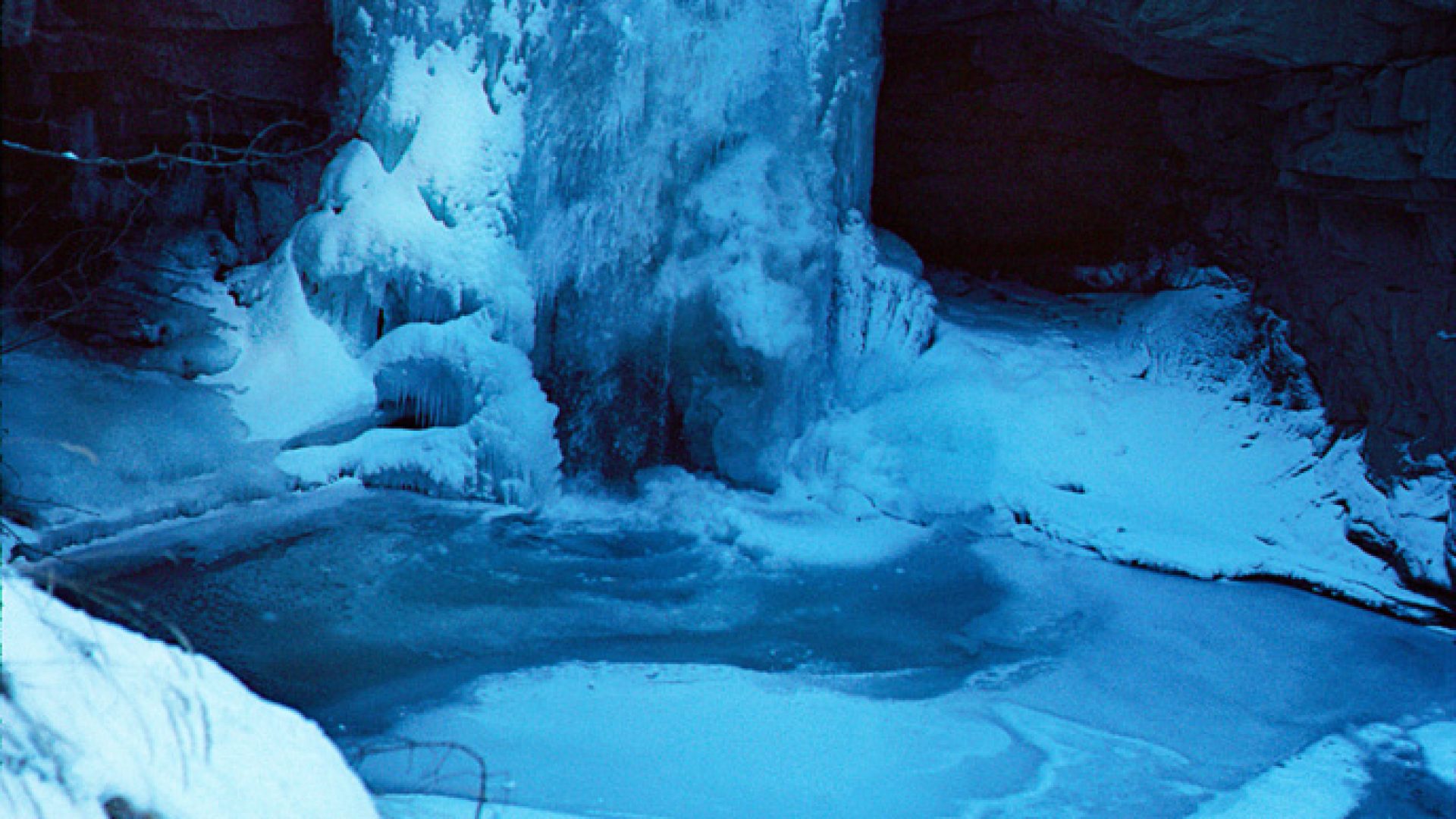 Cascade du Saut de la Pie - Cascade du Saut de la Pie en hiver (© OT BSP)