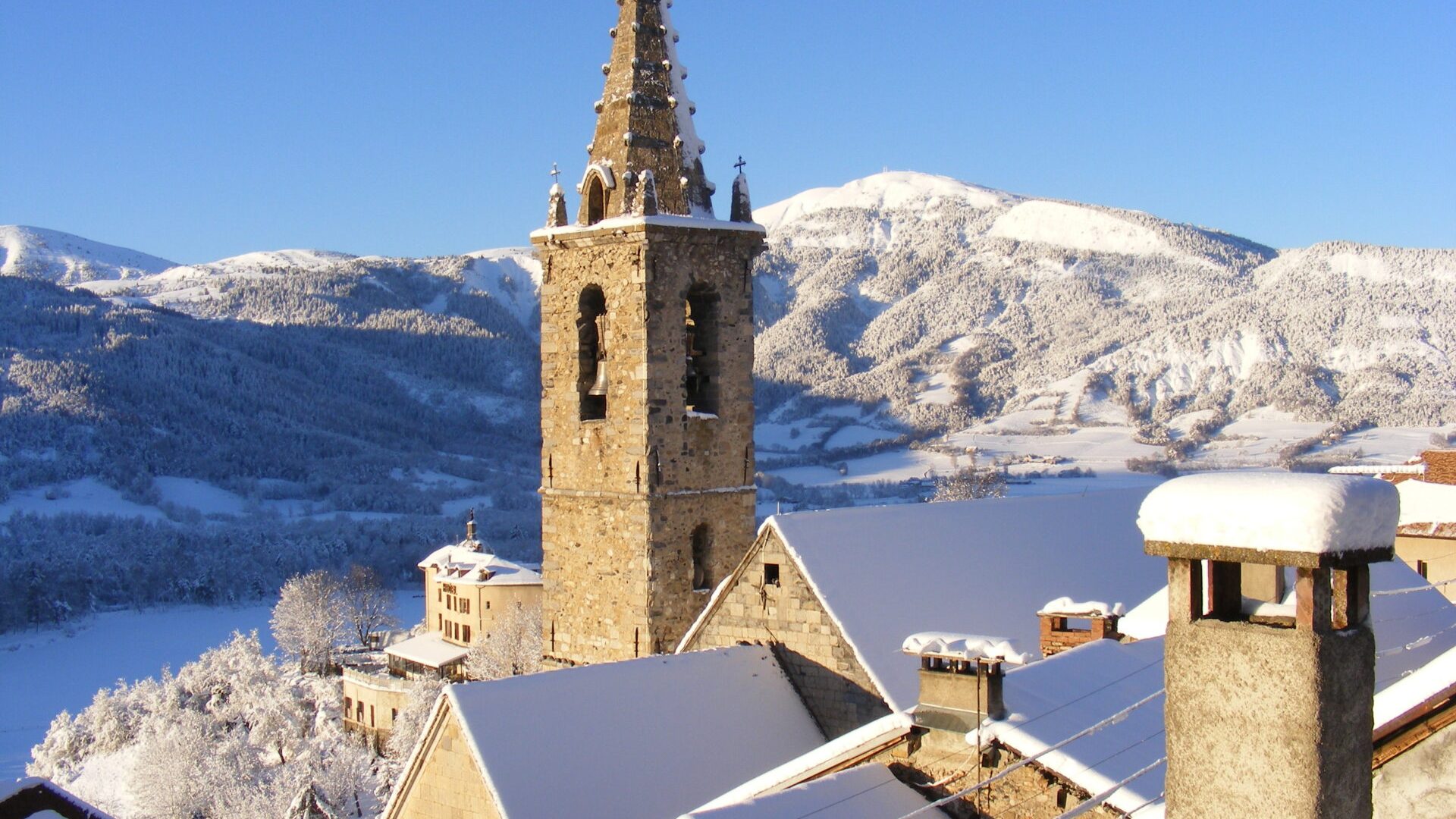 Villages & Cités de Caractère Seyne les Alpes - Villages de Seyne les Alpes (© Nelly Blondel)