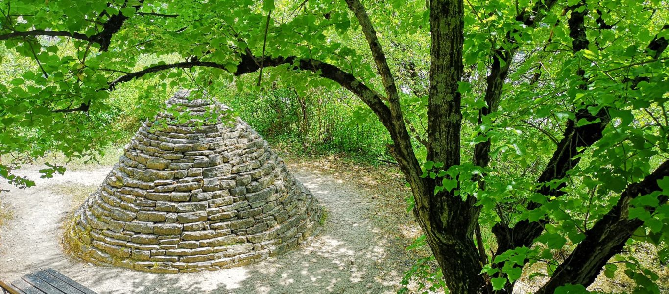 Le sentier des Cairns 1